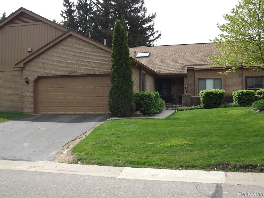 2165 London Bridge Drive Rochester, MI 48307 - Photo 1 of 1