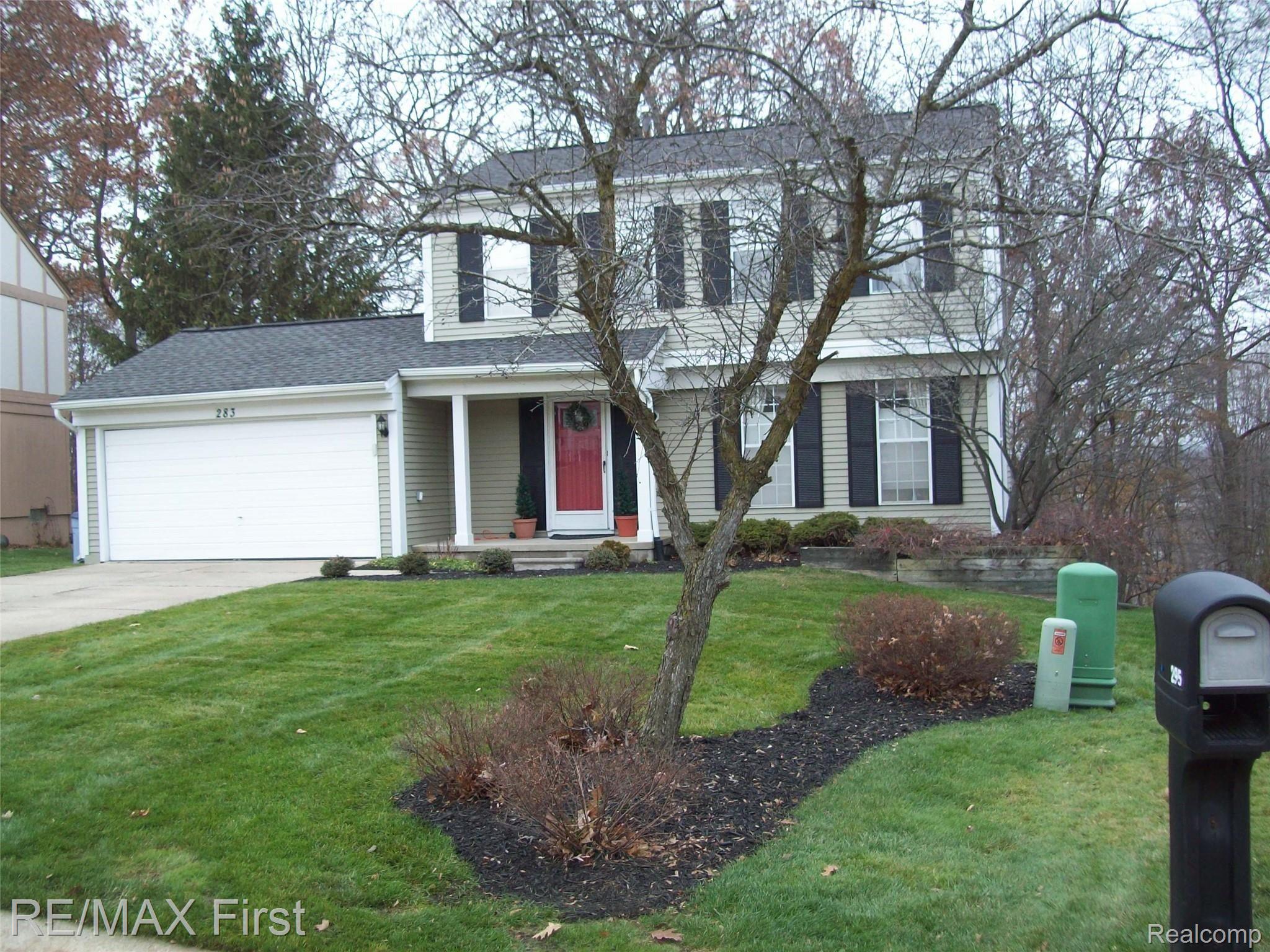 283 Whitney Drive Rochester, MI 48307 - Photo 11 of 56 v12.JPG