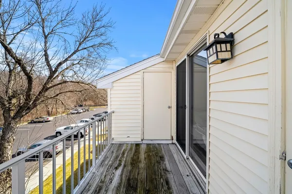 $2,500 | 5 Thoreau Court, Unit 21, Natick, MA 01760