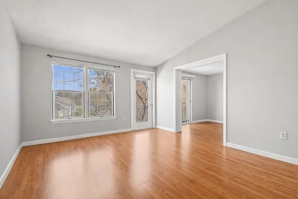 $2,500 | 5 Thoreau Court, Unit 21, Natick, MA 01760