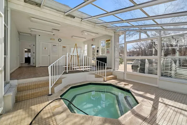 $2,500 | 5 Thoreau Court, Unit 21, Natick, MA 01760