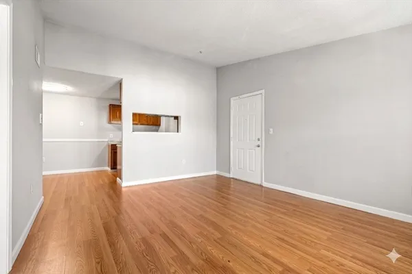 $2,500 | 5 Thoreau Court, Unit 21, Natick, MA 01760