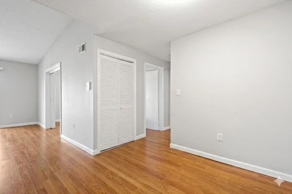 $2,500 | 5 Thoreau Court, Unit 21, Natick, MA 01760