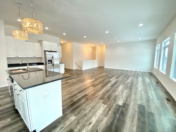 $510,900 | 25911 West Winding Hollow Drive, Channahon, IL 60410