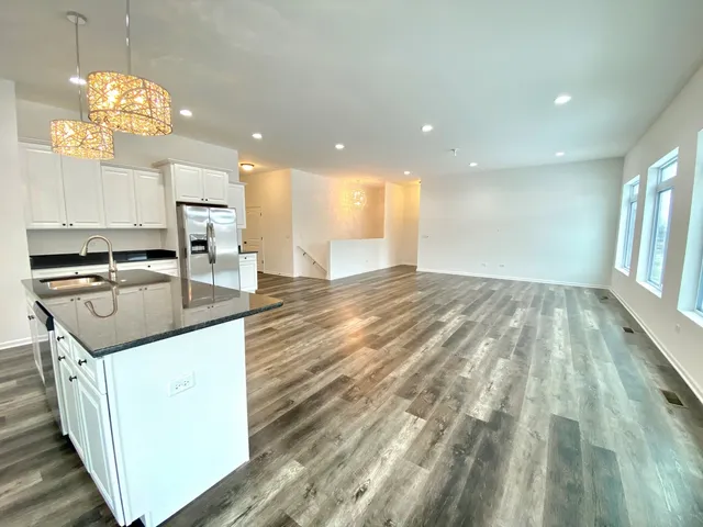 $510,900 | 25911 West Winding Hollow Drive, Channahon, IL 60410