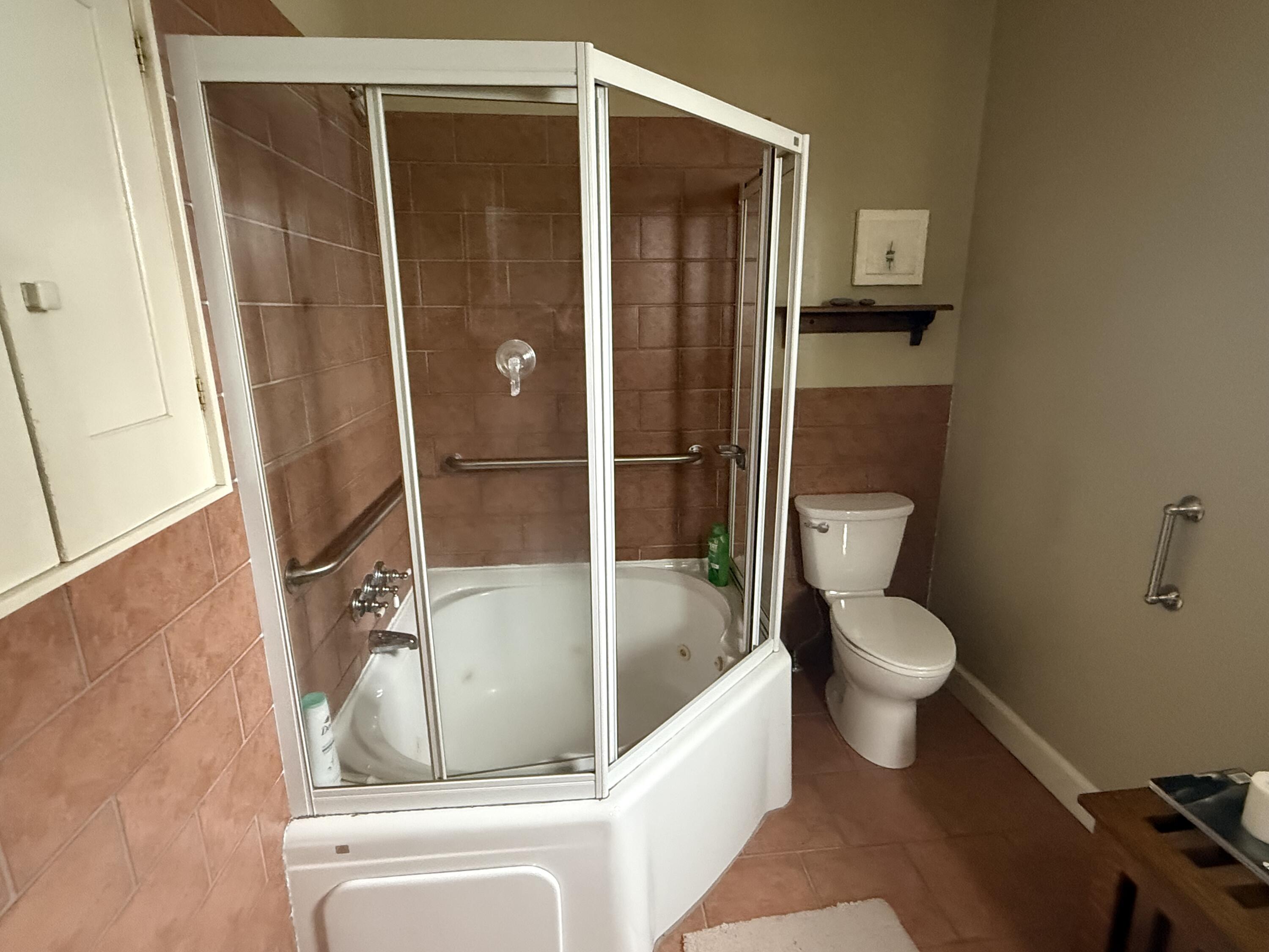 126 Grove Street Bangor, ME 04401 - Photo 12 of 27 IMG_3322