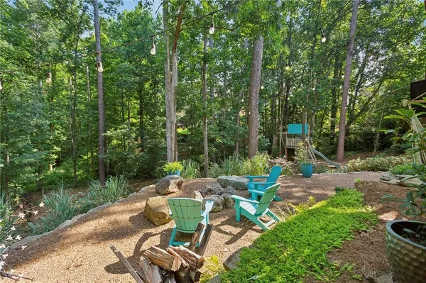 $949,000 | 658 Vinings Estates Drive Southeast, Mableton, GA 30126