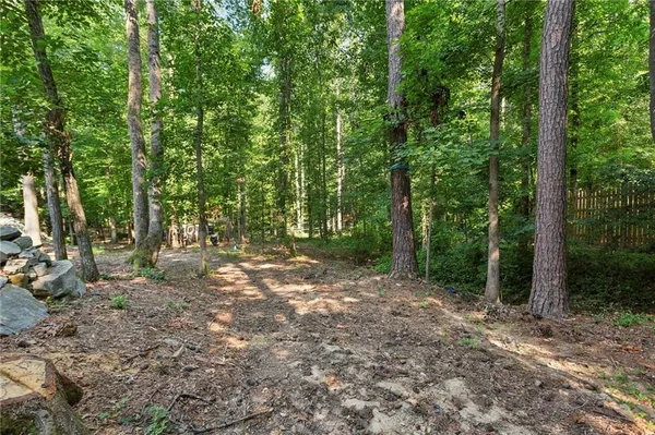 $949,000 | 658 Vinings Estates Drive Southeast, Mableton, GA 30126