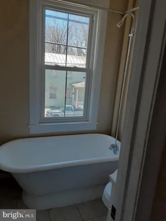 $1,650 | 313 North Kent Street, Winchester, VA 22601