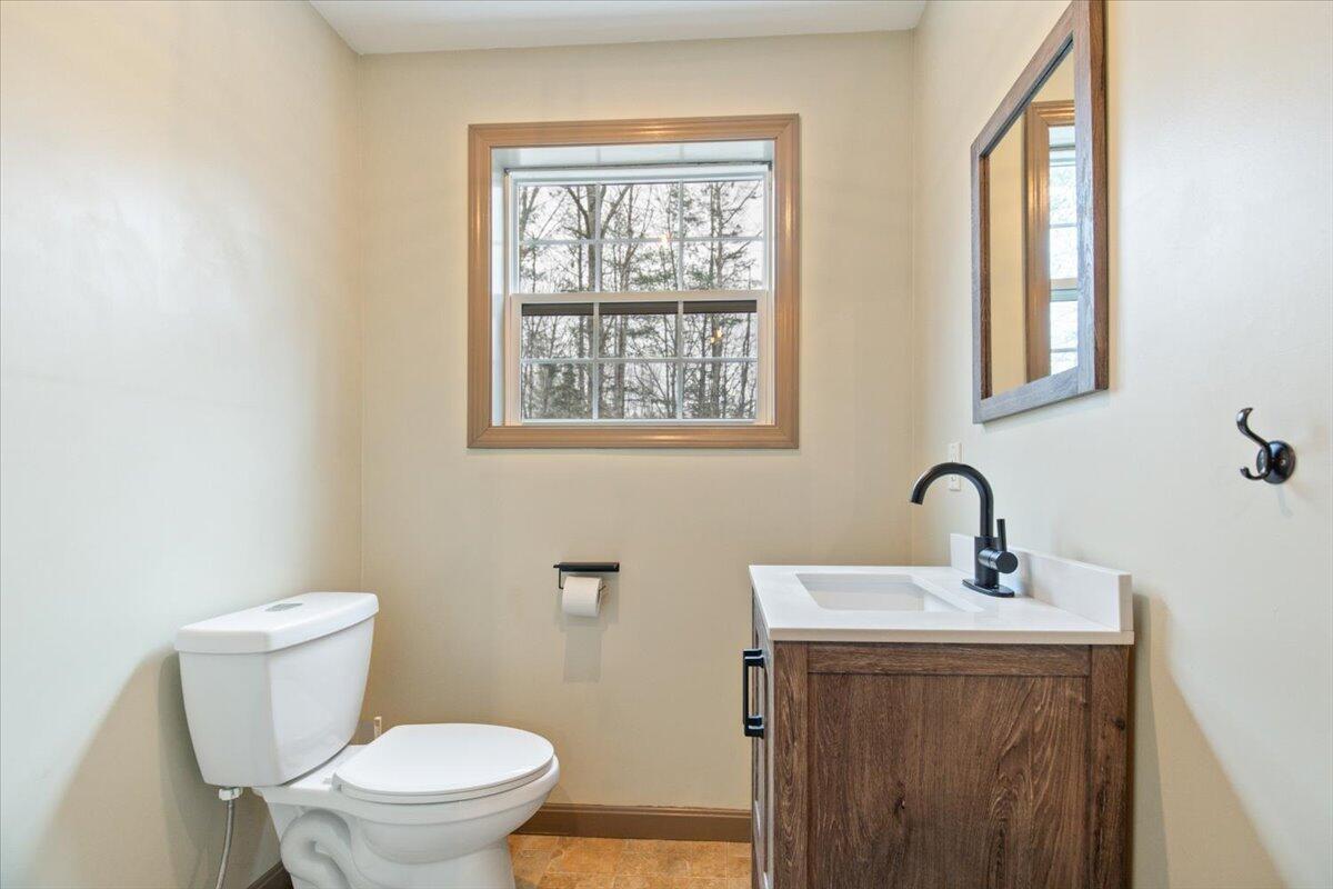 1791 Union Road Waldoboro, ME 04572 - Photo 19 of 53 19-1791 Union Rd_Waldoboro_ME-6