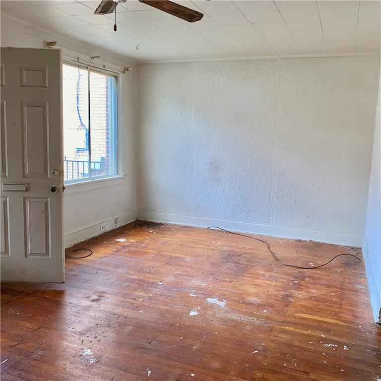 1221 McNeilly Road Pittsburgh, PA 15226 - Photo 6 of 24 Gallery Image 6