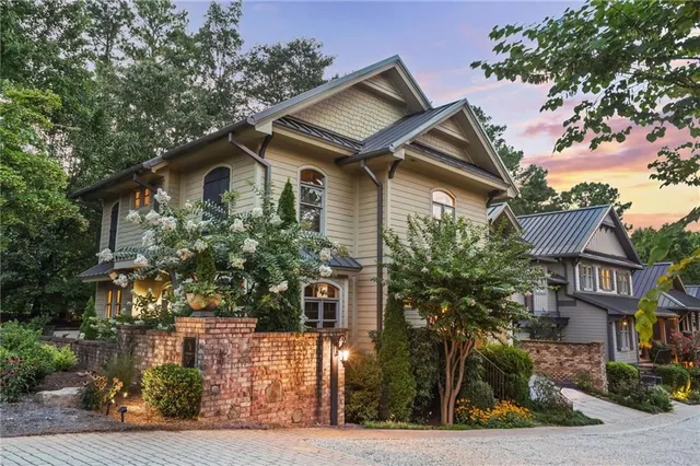 $1,250,000 | 105 Weatherford Place, Roswell, GA 30075
