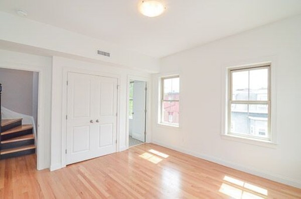 236 E Street, Unit 3 Boston, MA 02127 - Photo 11 of 12