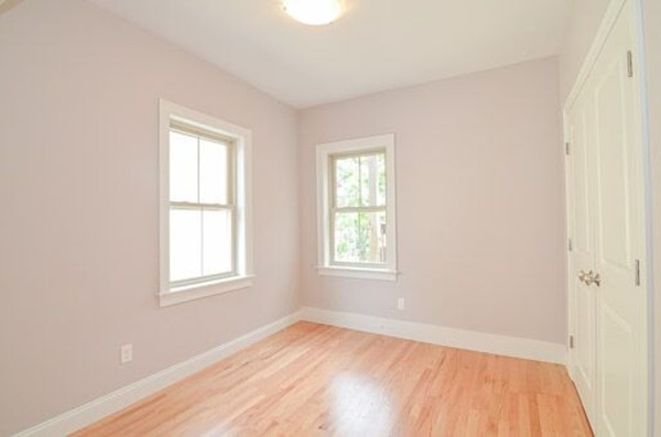 236 E Street, Unit 3 Boston, MA 02127 - Photo 6 of 12