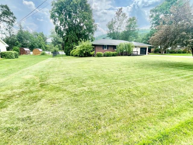 9 Woods Road Warren, PA 16365 - Photo 4 of 47 Gallery Image 4