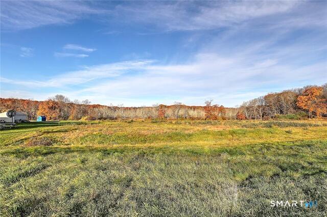 308 Orchard Hill Road Pomfret, CT 06259 - Photo 4 of 5 a view of an ocean