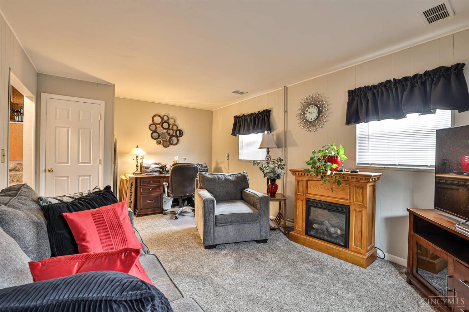 4320 Glenhaven Road Cincinnati, OH 45238 - Photo 23 of 35 Gallery Image 23