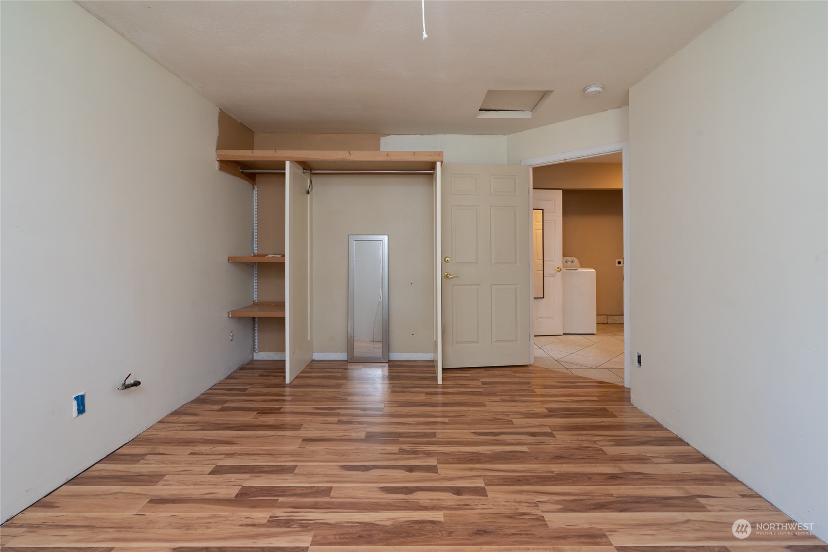 317 South Gardner Road Burlington, WA 98233 - Photo 8 of 38 Gallery Image 8