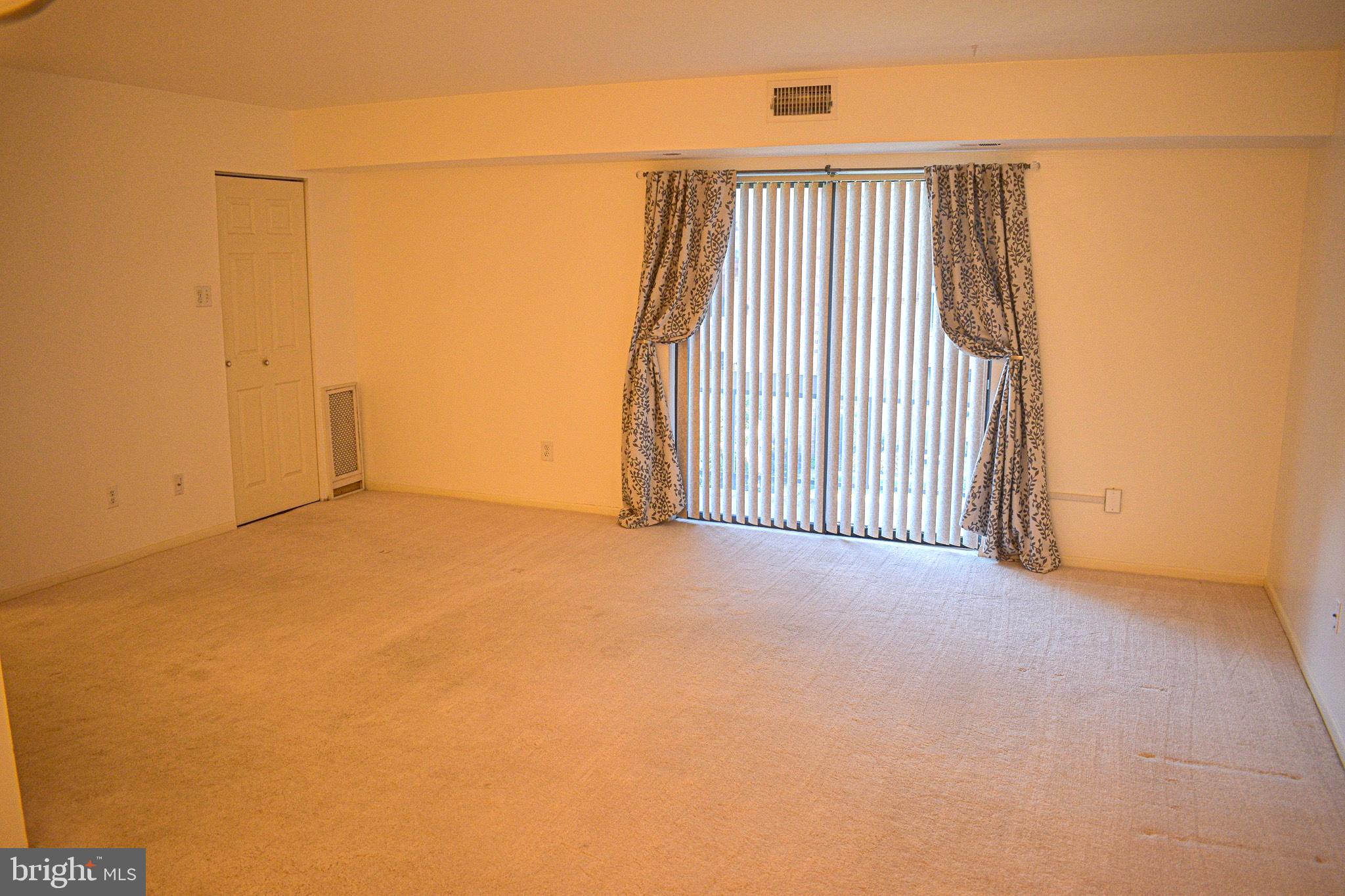 51201 Delaire Landing Road, Unit 201 Philadelphia, PA 19114 - Photo 2 of 16 Gallery Image 2