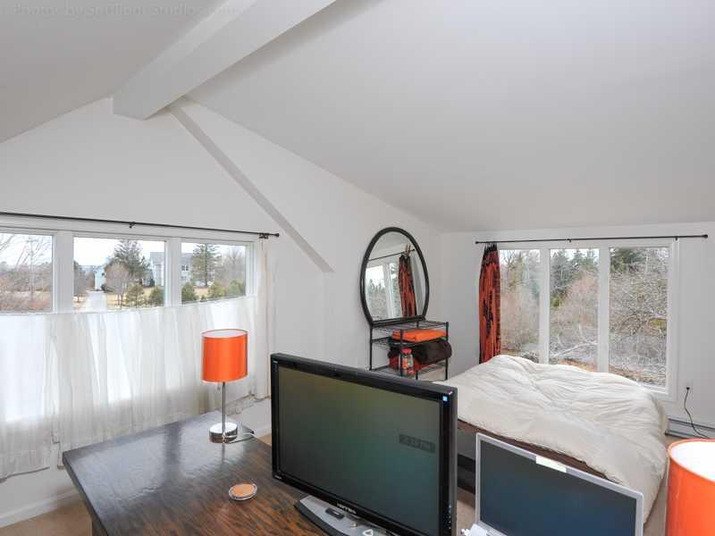 136 Two Lights Road Cape Elizabeth, ME 04107 - Photo 19 of 26 Master Bedroom.