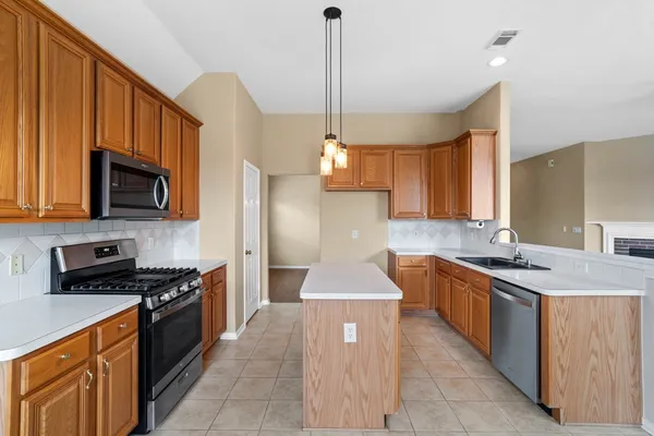 $329,990 | 2718 Hazy Creek Drive, Houston, TX 77084
