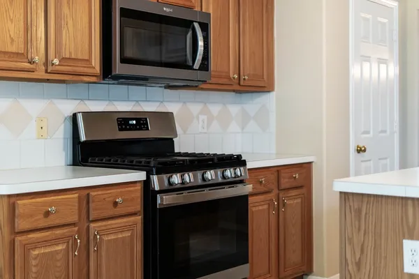 $329,990 | 2718 Hazy Creek Drive, Houston, TX 77084