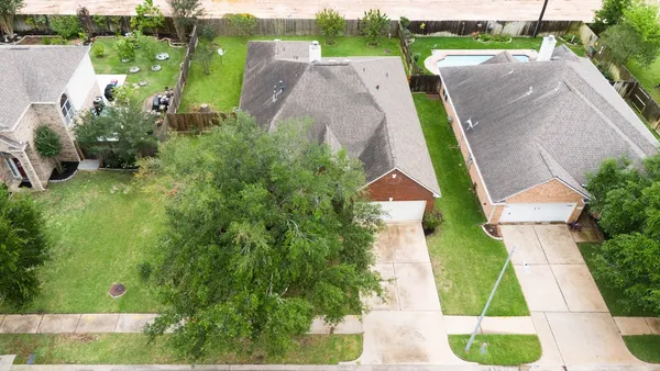 $329,990 | 2718 Hazy Creek Drive, Houston, TX 77084