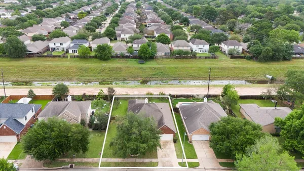 $329,990 | 2718 Hazy Creek Drive, Houston, TX 77084