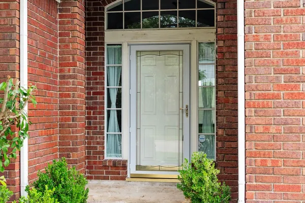 $329,990 | 2718 Hazy Creek Drive, Houston, TX 77084