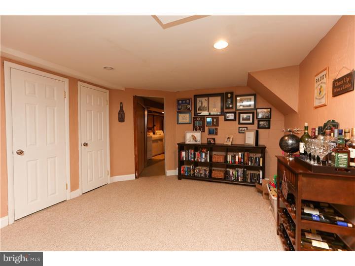 7269 Hill Road Philadelphia, PA 19128 - Photo 19 of 25 Basement - Finished