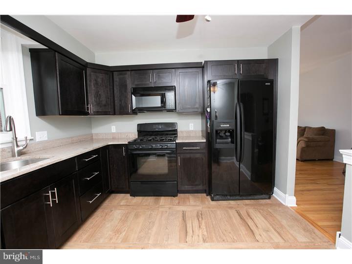 7269 Hill Road Philadelphia, PA 19128 - Photo 9 of 25 Kitchen