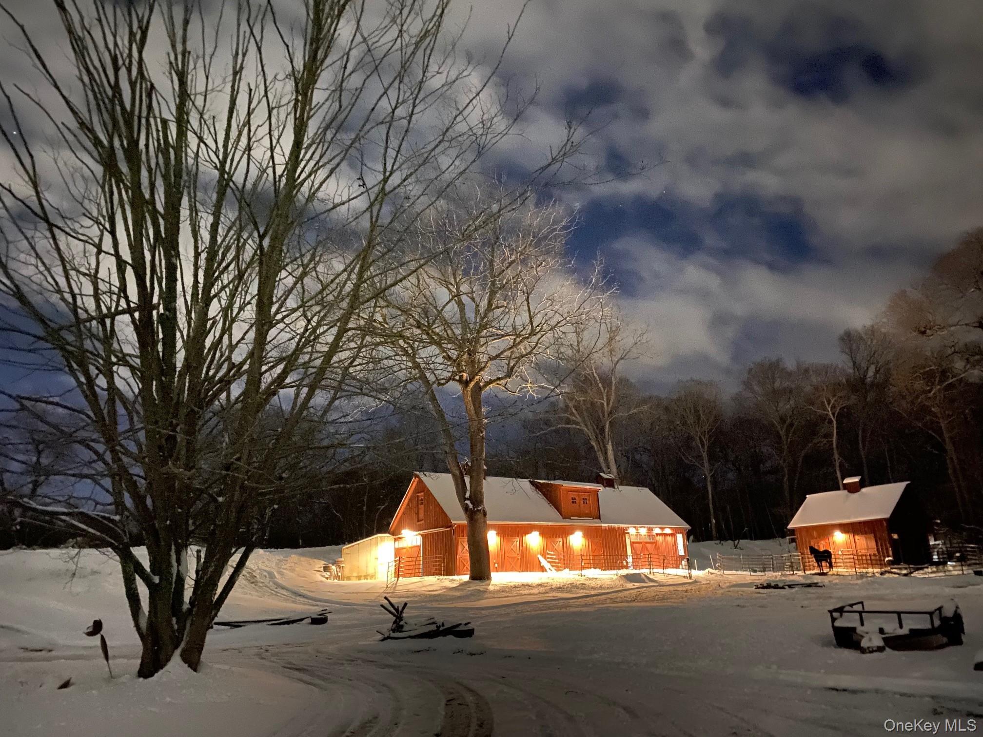 38 Landing Meadow Road Smithtown, NY 11787 - Photo 45 of 45 Gallery Image 45