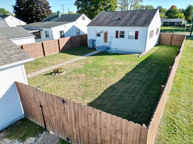 $147,000 | 300 South A Street, Elwood, IN 46036