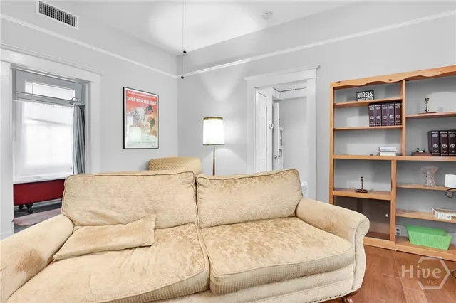 $1,825 | 530 East 35th Street, Savannah, GA 31401