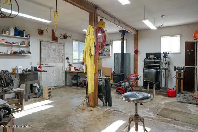 $1,100,000 | 7672 West Carnie Road, Coeur D'Alene, ID 83814