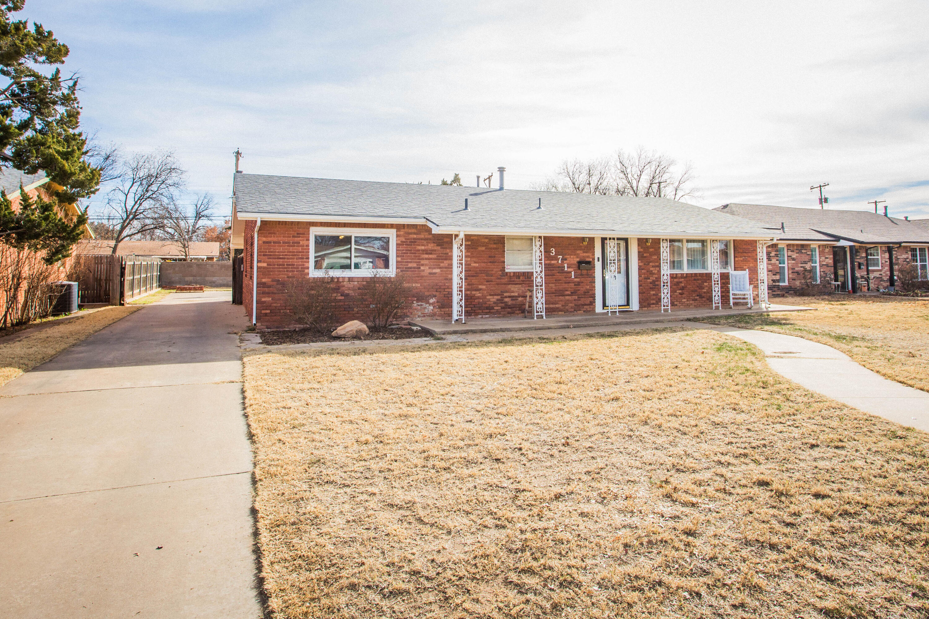 3711 46th Street Lubbock, TX 79413 - Photo 2 of 15 Driveway