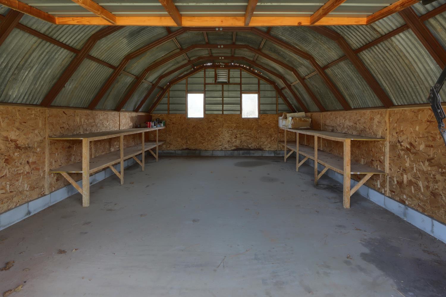 5518 East Whitlock Road Mariposa, CA 95338 - Photo 46 of 57 a view of entryway with an outdoor