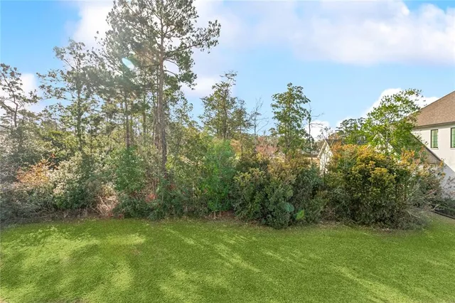 $380,000 | 14 Wax Myrtle Lane, Covington, LA 70433