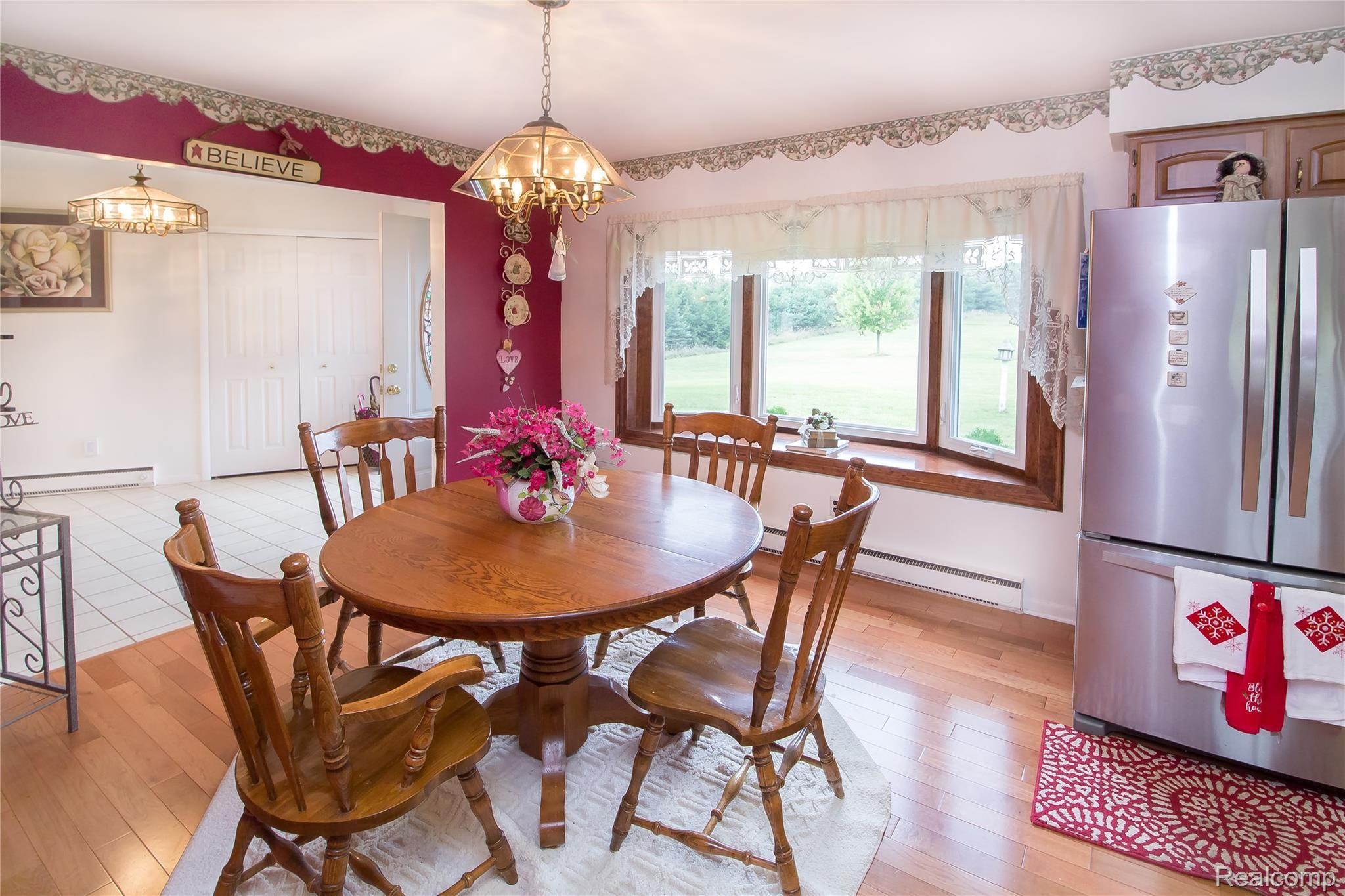 8286 Allen Road Fenton, MI 48430 - Photo 6 of 33 IMG_8540.jpg