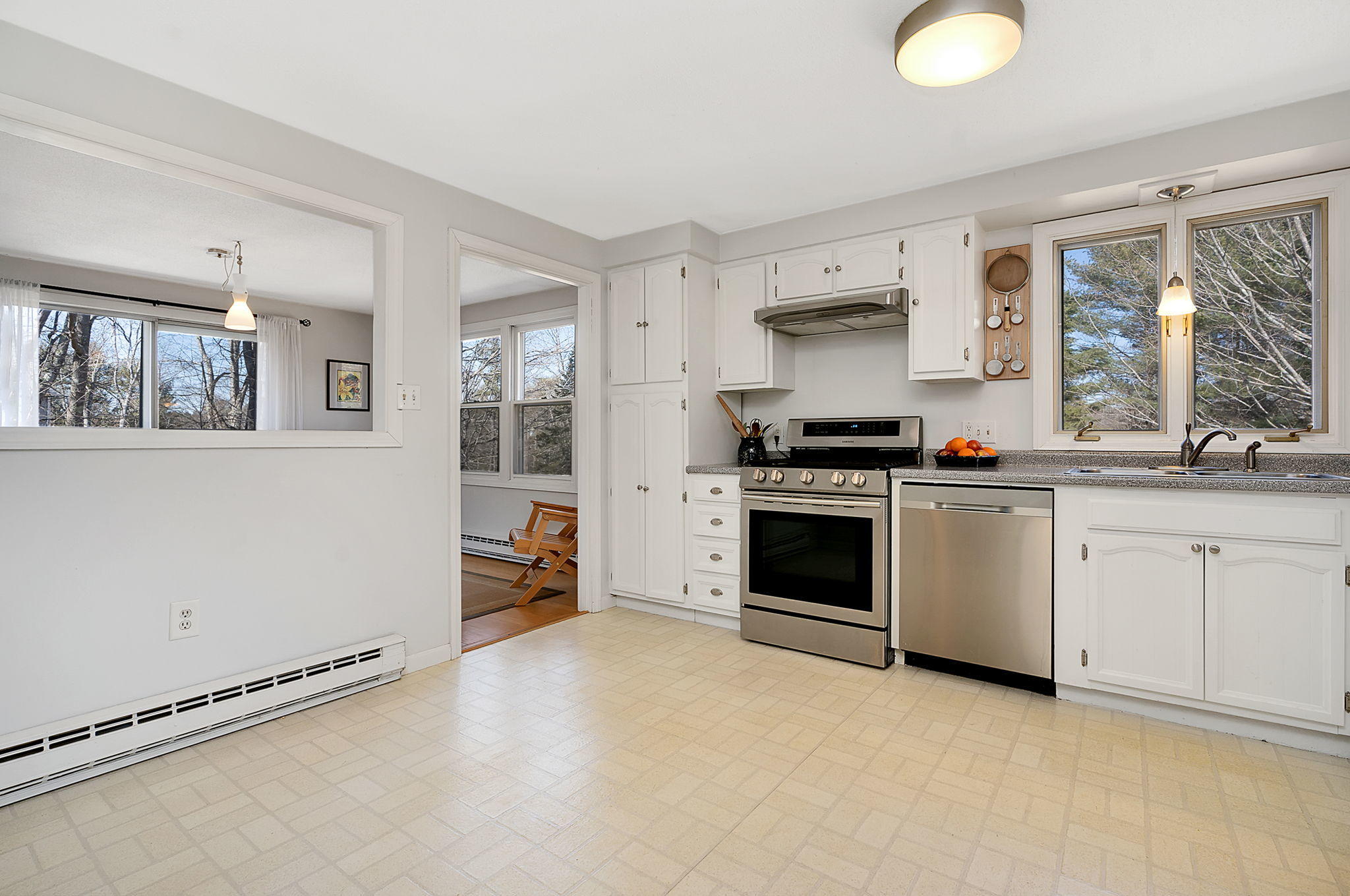 3 Carriage Road Freeport, ME 04032 - Photo 12 of 40 16-web-or-mls-3Carriage-16