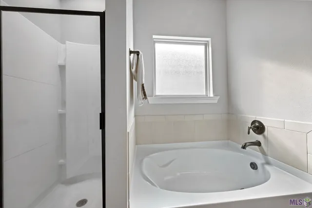 $250,000 | 59810 Clifts Cove Drive, Plaquemine, LA 70764