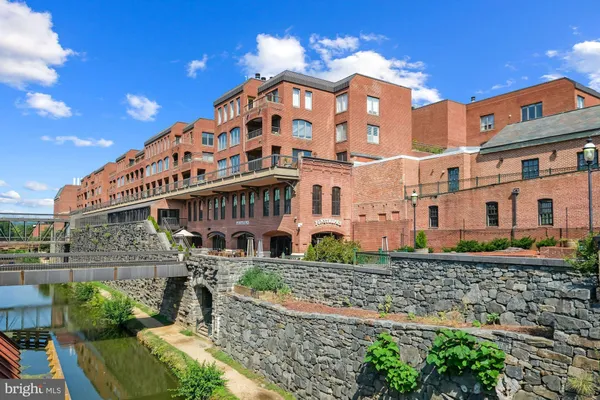 $3,700 | 1080 Wisconsin Avenue Northwest, Unit 405, Washington, DC 20007