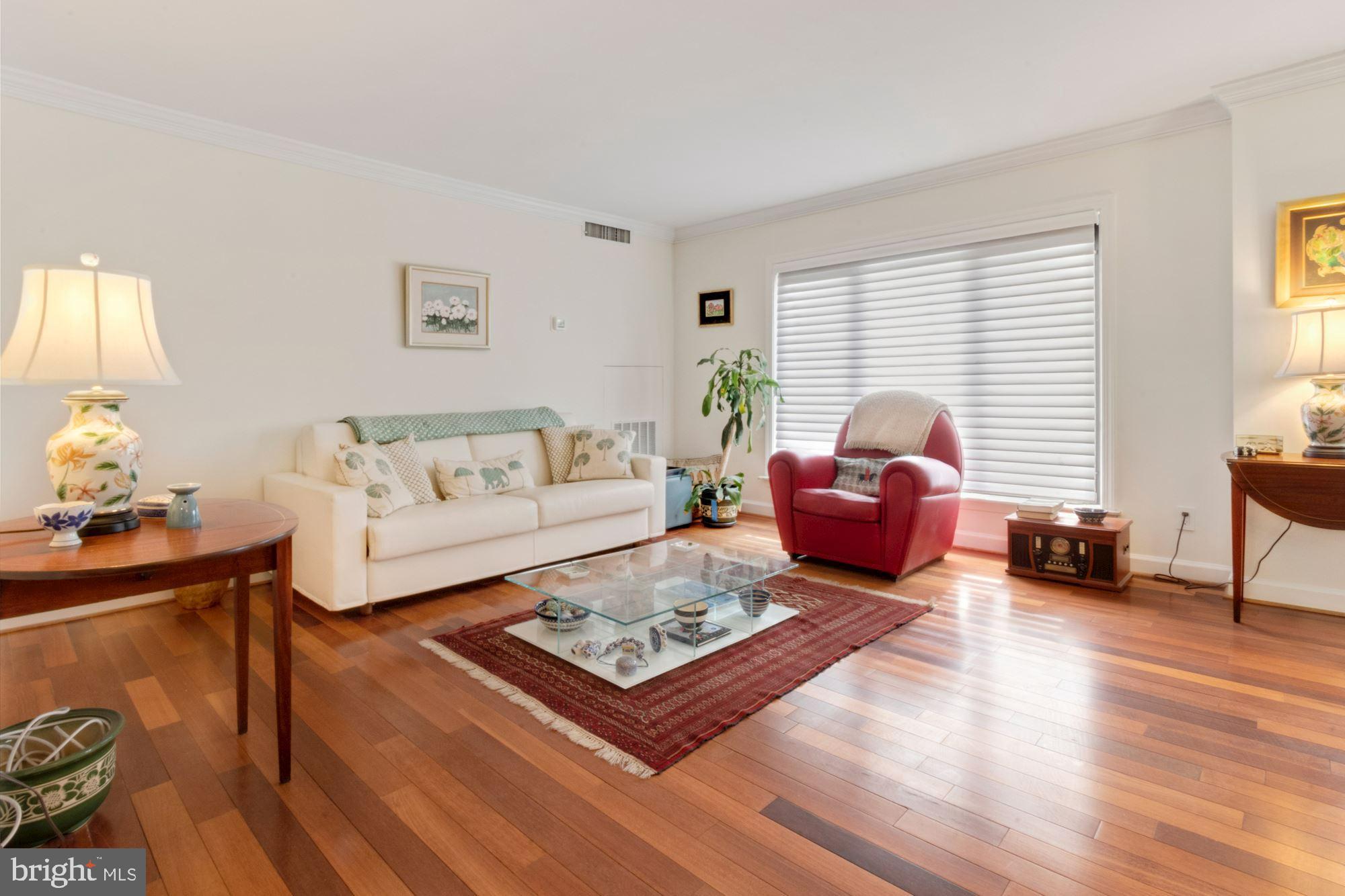 1080 Wisconsin Avenue Northwest, Unit 405 Washington, DC 20007 - Photo 7 of 31 Living room