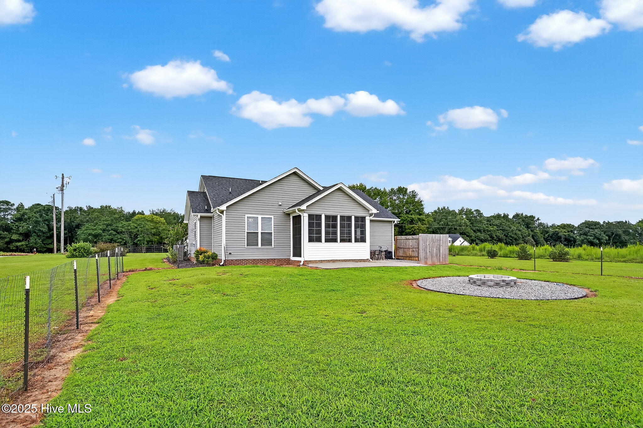530 Rhodes Road Kenly, NC 27542 - Photo 31 of 41 32-web-or-mls-025__DSC9783