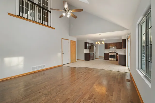 $3,500 | 1462 Glen Ellyn Road, Glendale Heights, IL 60139