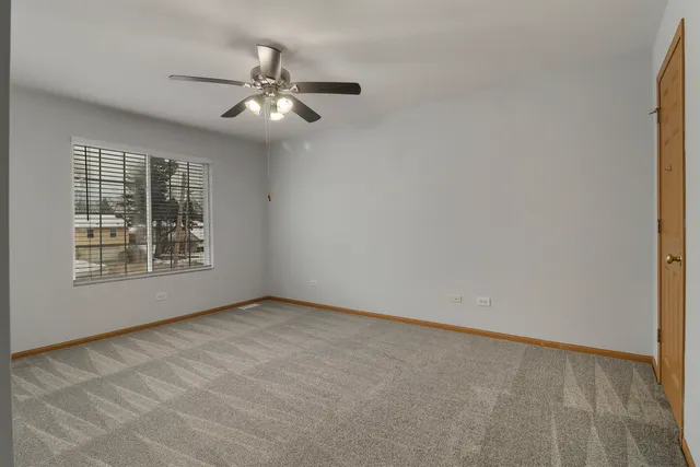 $3,500 | 1462 Glen Ellyn Road, Glendale Heights, IL 60139