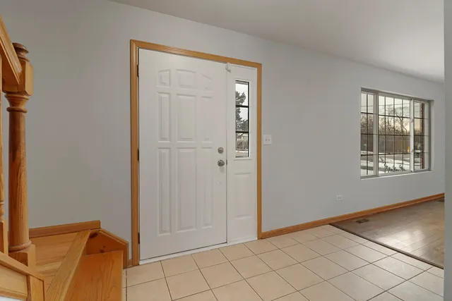 $3,500 | 1462 Glen Ellyn Road, Glendale Heights, IL 60139