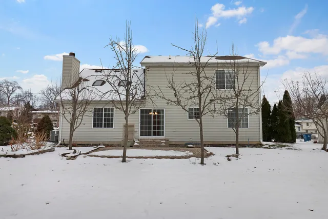 $3,500 | 1462 Glen Ellyn Road, Glendale Heights, IL 60139