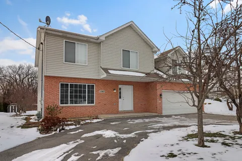 $3,500 | 1462 Glen Ellyn Road, Glendale Heights, IL 60139