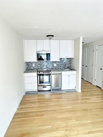 $1,980 | 1039 Commonwealth Avenue, Unit 34, Boston, MA 02215